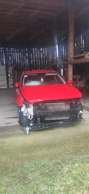 Vînd mașină avariată  - imagine 3