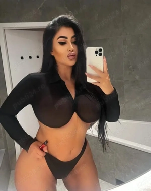 Elena nu poze fake nu fițe nu graba 