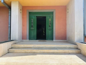 SUPER PROPIETATE LA PADURE ROSU, vila superba 709 mp, 1213 mp teren, piscina ! - imagine 4