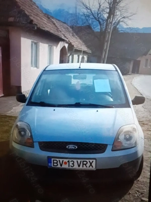 De  vinzare FORD Fiesta - imagine 4