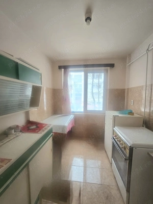 Hristo Botev ap 2 cam cf I sd parter - imagine 4