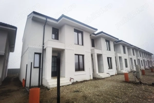  Case înșiruite de vânzare   Construcție nouă 2025 | Zonă excelentă, în spate la Penny