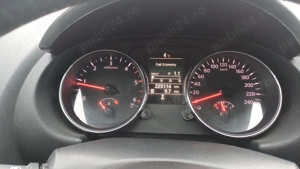 Nissan qasqhai 1.5 dci 110 cai 6 trepte ,euro 5 ,navi,panorama,camere 360 grade ,Import Germania  - imagine 4