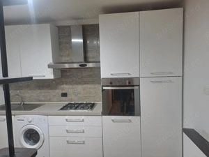 De vânzare, apartament cu 2 camere, zona Gara, lângă Școala 7  Apartamentul este situat la etajul 4  - imagine 2