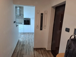 De vânzare, apartament cu 2 camere, zona Gara, lângă Școala 7  Apartamentul este situat la etajul 4  - imagine 5
