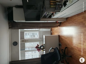 Vând apartament 3 camere, Zona 5 Colțuri.