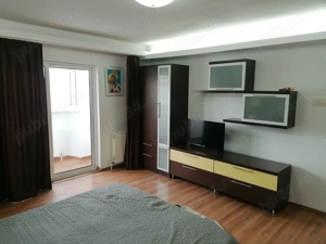 13 Septembrie   Sebastian   Garsoniera Bloc Mixt   Particular - imagine 2