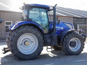 2017 New Holland T7.270