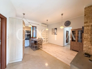 OX659  Medicina-CJT, Garaj, Spatios