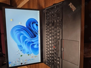 Vand laptop Lenovo E15 Gen 2-ITU T cu procesor Intel Core i5-1135G7 pana la 4.20 GHz