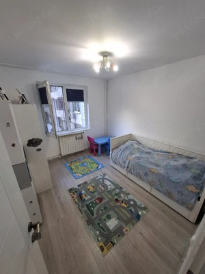 Apartament 3 camere doua bai cu centrala, renovat, cu electrocasnice noi!  - imagine 6