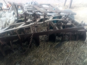 Disc agricol cu 6 talere pe baterie  - imagine 3