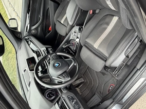 BMW X1 F48 2.0D Sport Line 190CP - imagine 8