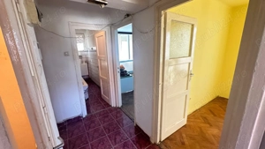 De vanzare 2 camere decomandat etaj 1 cu centrala Complex Studentesc