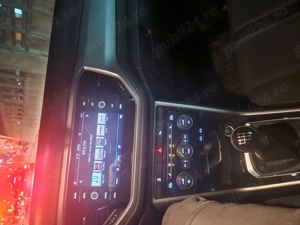 Vând mașină Volkswagen T-Roc direct proprietar NU accept schimb - imagine 2