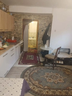 Casă 2 camere de vânzare   curte - imagine 6