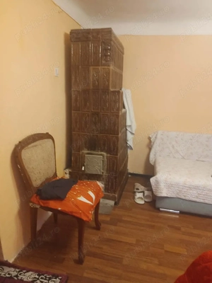 Casă 2 camere de vânzare   curte - imagine 2