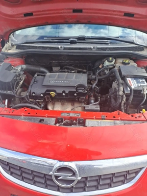 vând Opel astra j - imagine 2