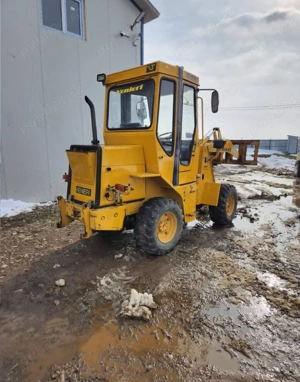 Vând buldoexcavator Venieri  - imagine 3