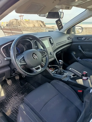 Renault Megane 4  - imagine 8