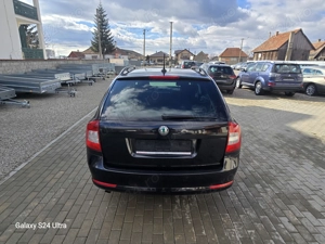 Skoda Octavia 2.0 TDI DPF Ambition - imagine 14