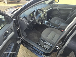 Skoda Octavia 2.0 TDI DPF Ambition - imagine 7