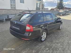 Skoda Octavia 2.0 TDI DPF Ambition - imagine 3