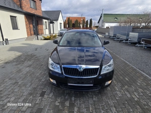 Skoda Octavia 2.0 TDI DPF Ambition - imagine 17