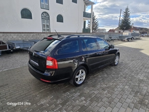 Skoda Octavia 2.0 TDI DPF Ambition - imagine 15