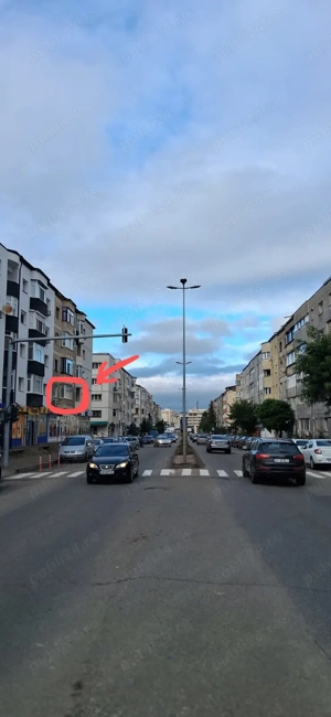 Apartament 3 camere etaj 1 70mp 2 bai - imagine 2