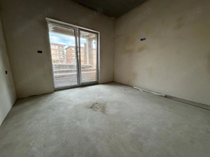 3 camere.Singur pe nivel.Tip Penthouse.Bine Compartimentat - imagine 9