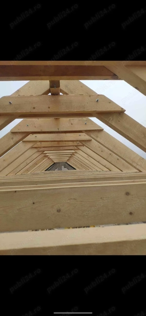 Executam acoperisuri 