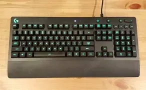 Laptop performant HP Zbook 15U G5 Workstation + tastatura Logitech - imagine 4