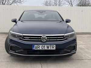 VW Passat GTE 2020 218CP - imagine 2