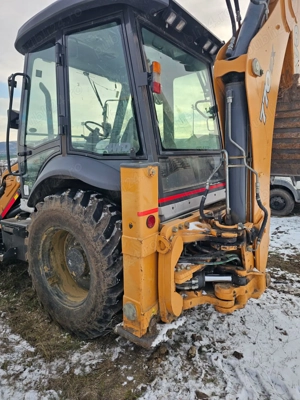 Vand buldoexcavator - imagine 4