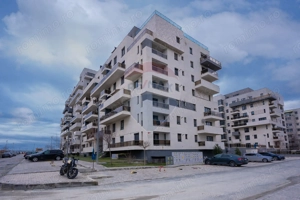 Apartament cu 3 camere de vânzare în zona Tomis Plus