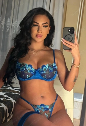 Azi am ajuns te astept sa ma cunosti 