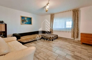 Casa individuala de vanzare, 190 mp, teren 650 mp, zona Sanandrei - imagine 2