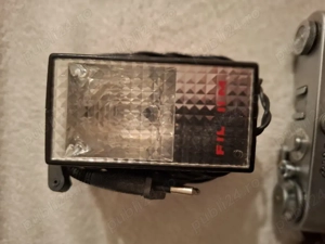 Vând aparate de fotografiat 