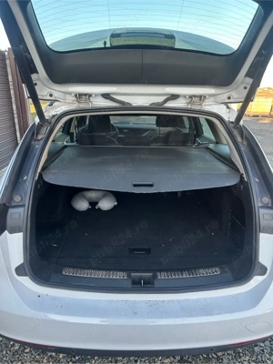 Opel Insignia - imagine 4