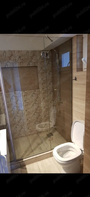 Vand ap.3-4 camere, trilateral, o parcare subt.privata si libera in incinta complexului - imagine 5