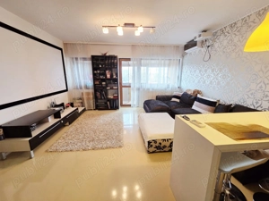 Apartament 3 camere  într-un Bloc de Top-Ideal pentru un Stil de Viață Select - imagine 3