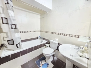 Apartament 3 camere  într-un Bloc de Top-Ideal pentru un Stil de Viață Select - imagine 11