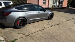 Tesla Model 3 Performance - imagine 2