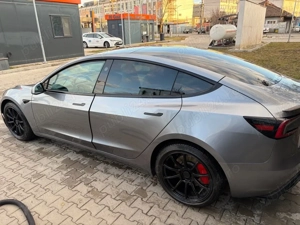 Tesla Model 3 Performance - imagine 4