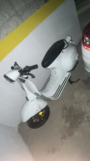 Scuter Electric QuaZZar E-Divine Plus - imagine 4