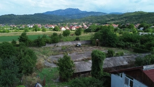 Casa + Hala    Jiblea Veche   Calimanesti   - imagine 5