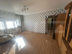 Apartament 3 camere, 70 mp, Micro 16 - imagine 2