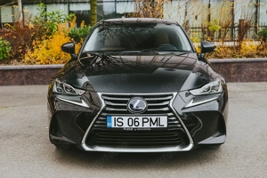 Lexus IS 300H Edition 30 - 223 cp