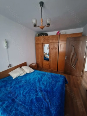 De VANZ. APART 2 cam, Et. 3 din 3 , 51mp., liber - imagine 13